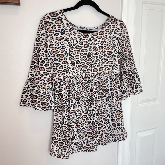 MATERNITY Leopard Print Peplum Top - 3/4 sleeves - Picture 2 of 8